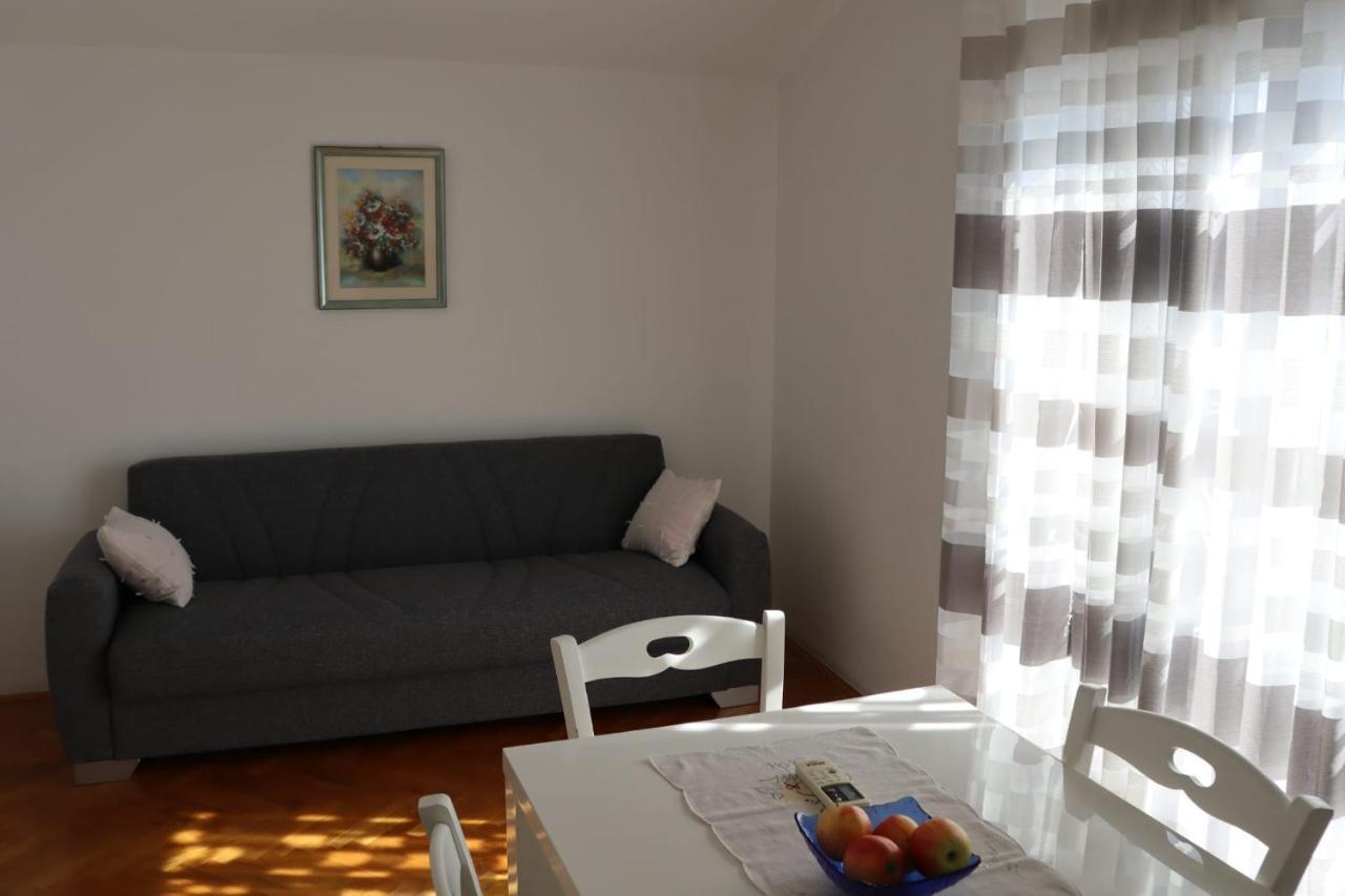 Apartments Ivanka 스타리그라드 파클레니차 외부 사진