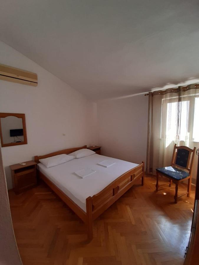 Apartments Ivanka 스타리그라드 파클레니차 외부 사진