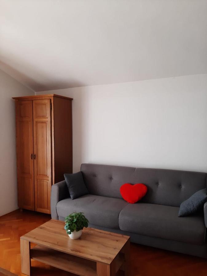 Apartments Ivanka 스타리그라드 파클레니차 외부 사진