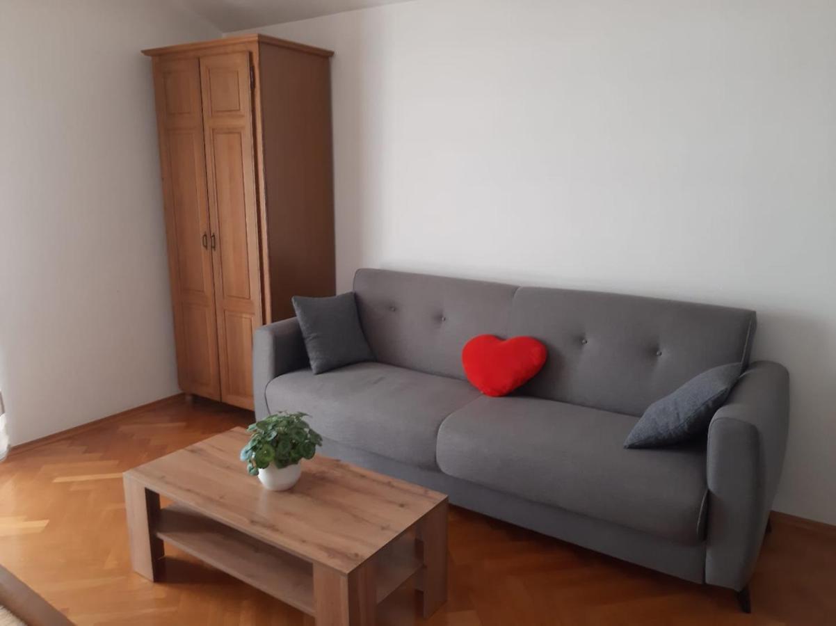 Apartments Ivanka 스타리그라드 파클레니차 외부 사진